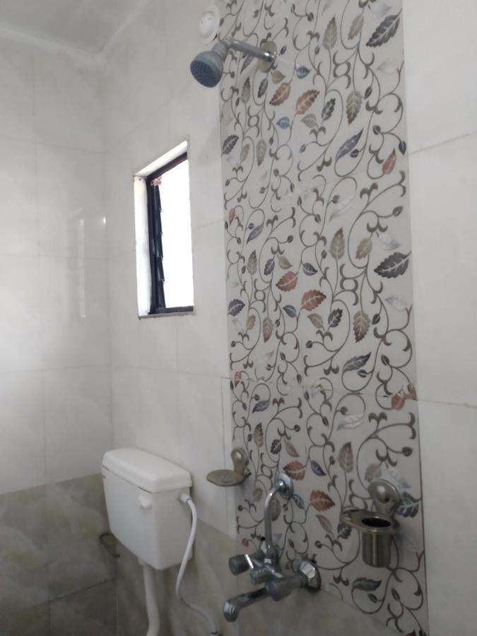 Hotel Vrundavan Пуне Екстер'єр фото