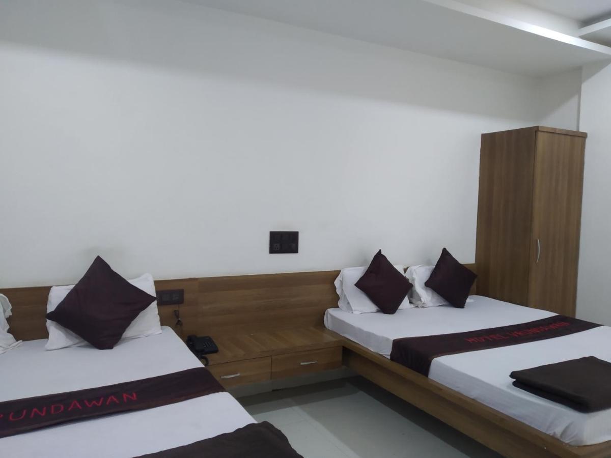 Hotel Vrundavan Пуне Екстер'єр фото